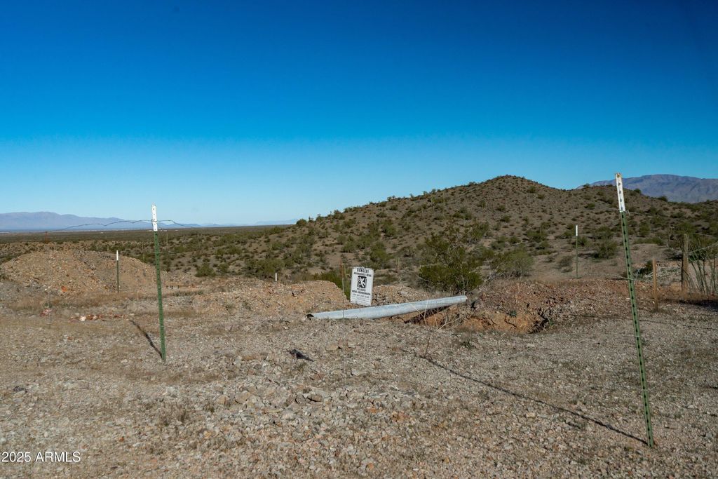 Image 76 of property listing at 69182 N Centennial Park Road, Salome, AZ 85348