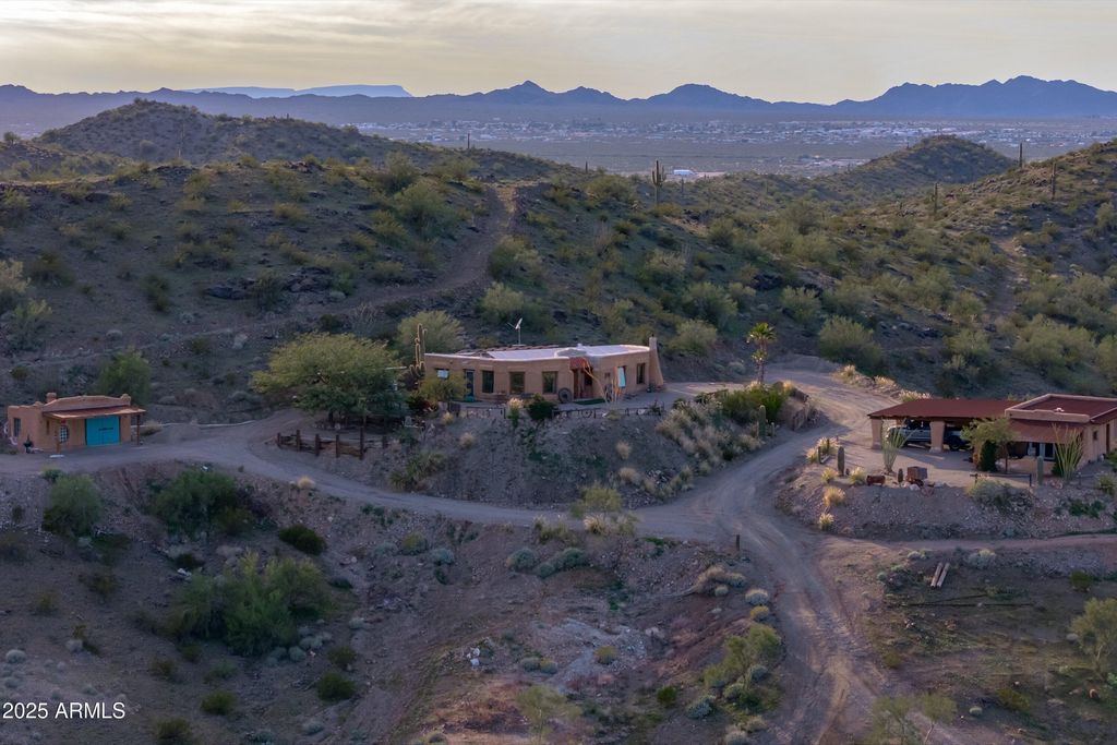 Image 86 of property listing at 69182 N Centennial Park Road, Salome, AZ 85348