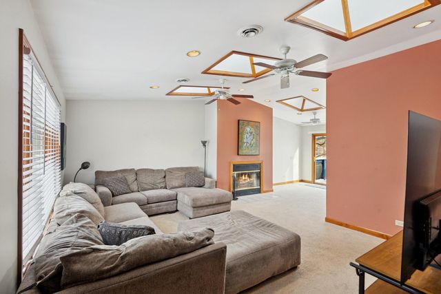 1811 Hartrey Avenue, Evanston, IL 60201