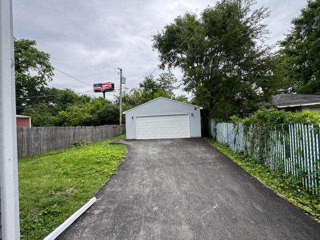 1833 S 18th Avenue, Maywood, IL 60153
