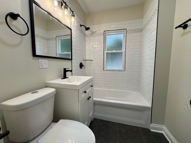 1833 S 18th Avenue, Maywood, IL 60153