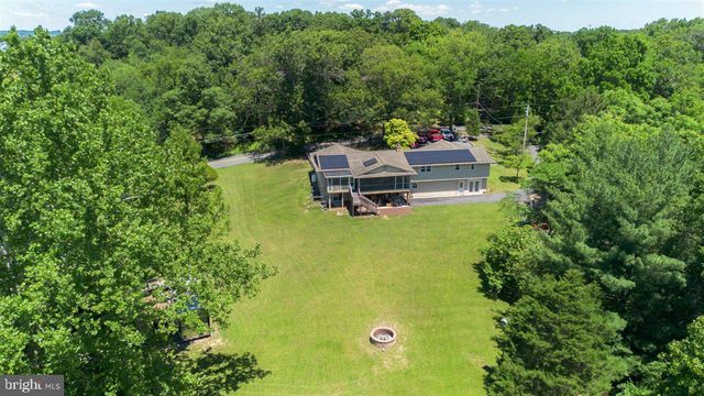 1618 EAGLE SCHOOL RD, Martinsburg, WV 25404
