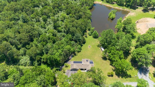 1618 EAGLE SCHOOL RD, Martinsburg, WV 25404