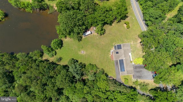 1618 EAGLE SCHOOL RD, Martinsburg, WV 25404