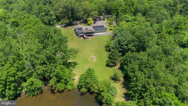 1618 EAGLE SCHOOL RD, Martinsburg, WV 25404