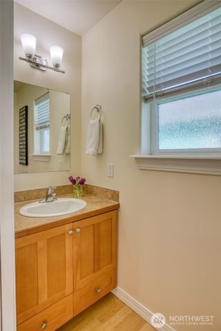 24 Duke Lane, Pacific Beach, WA 98571