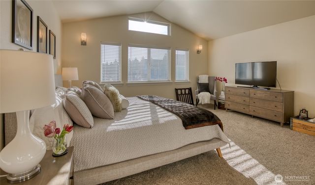 24 Duke Lane, Pacific Beach, WA 98571