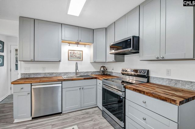 1034 Oakland Drive, Elgin, SC 29045