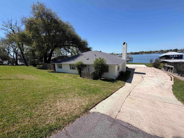 8609 Island Rd, Ventress, LA 70783