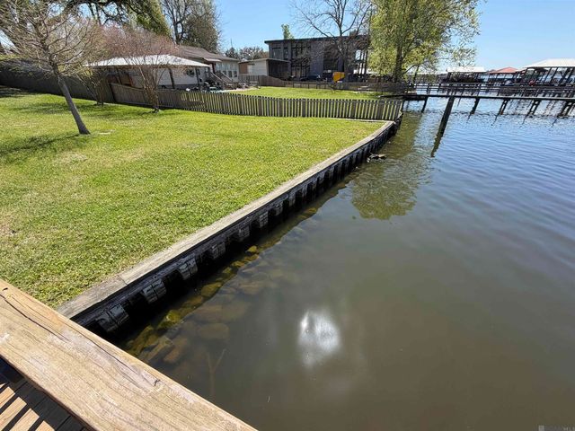 8609 Island Rd, Ventress, LA 70783