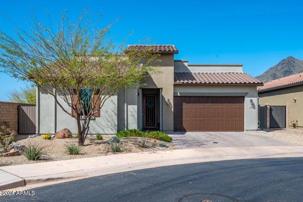 6002 E SANTA CRUZ Drive, Scottsdale, AZ 85266