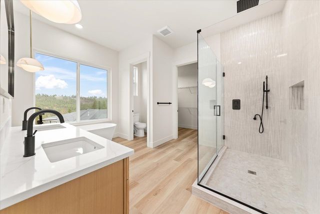 5112 S JORDAN Ln, Spokane, WA 99224