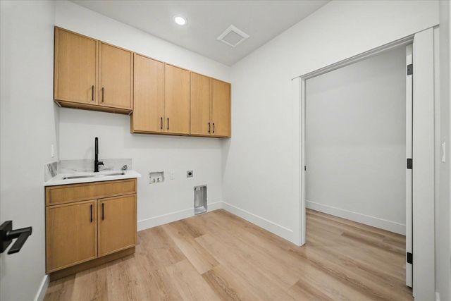 5112 S JORDAN Ln, Spokane, WA 99224