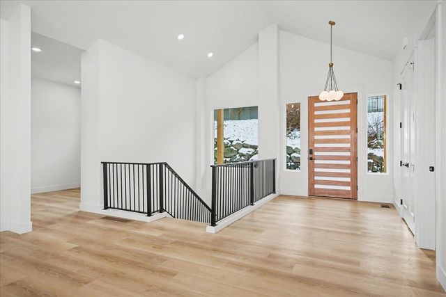 5112 S JORDAN Ln, Spokane, WA 99224