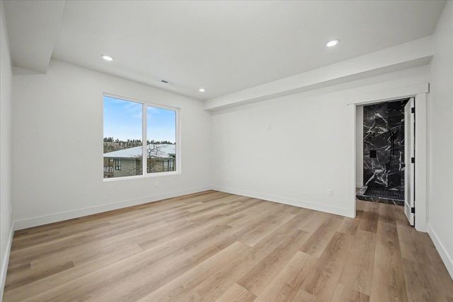 5112 S JORDAN Ln, Spokane, WA 99224