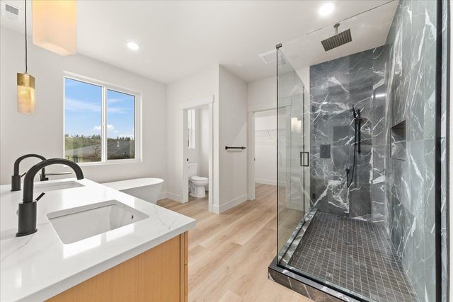 5112 S JORDAN Ln, Spokane, WA 99224