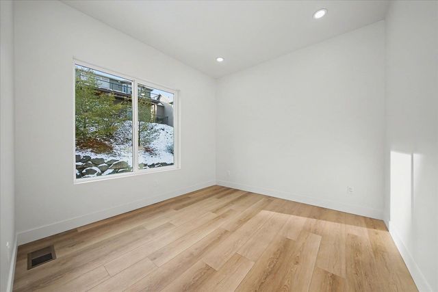 5112 S JORDAN Ln, Spokane, WA 99224