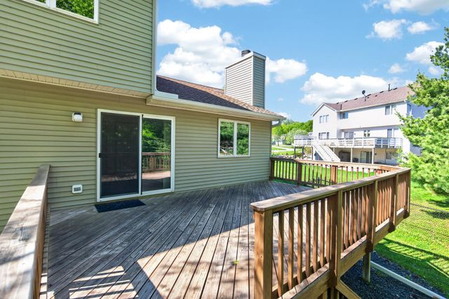 688 Eagle Ridge Road, Woodbury, MN 55125