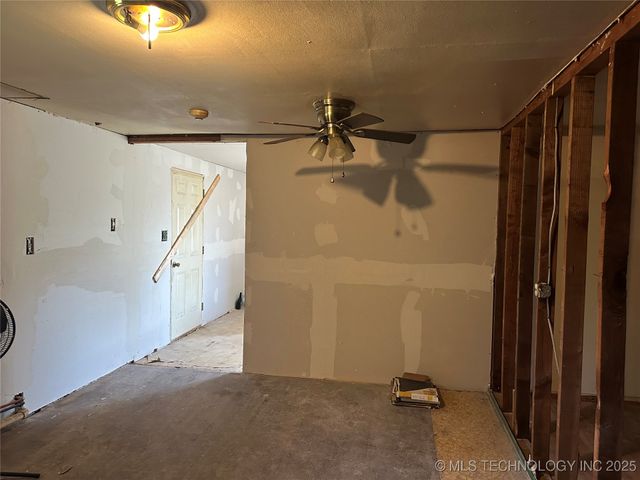 1212 Martin Luther King Boulevard, Ardmore, OK 73401