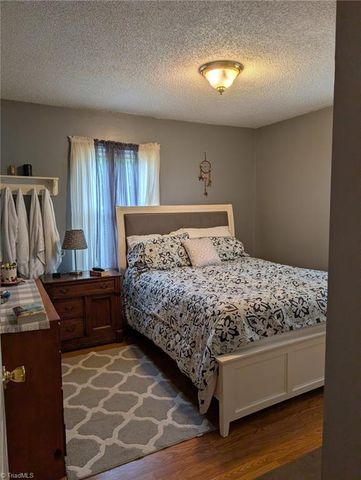 4909 Colonial Circle, Trinity, NC 27370