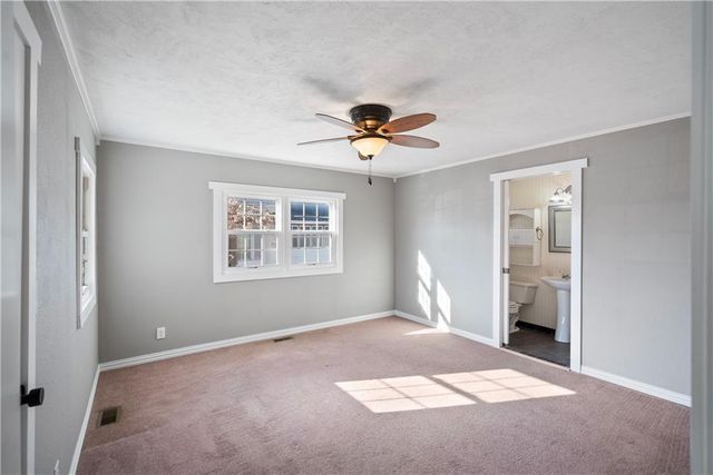 611 E 5th Avenue, Caney, KS 67333