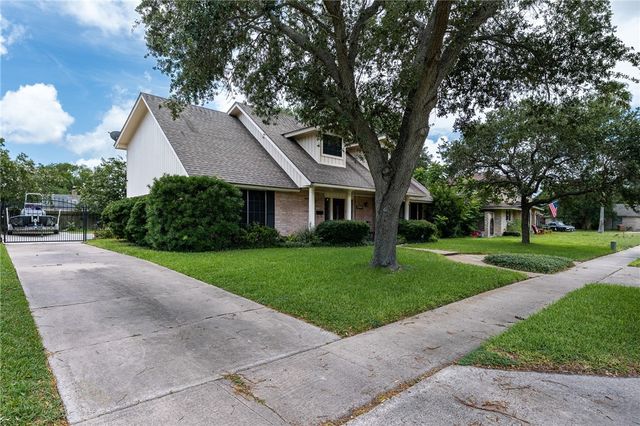 4325 Saint George Dr, Corpus Christi, TX 78413