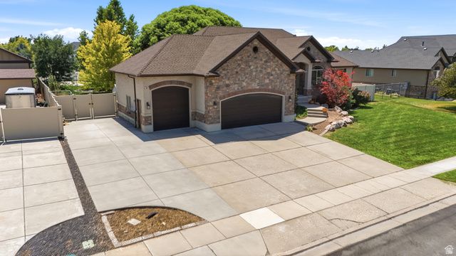 3323 W 1680 N, Clinton, UT 84015