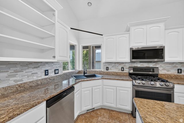 3323 W 1680 N, Clinton, UT 84015