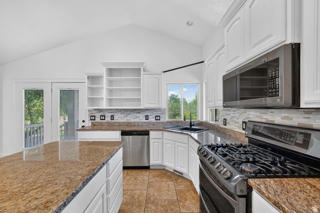 3323 W 1680 N, Clinton, UT 84015