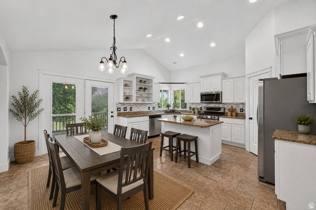 3323 W 1680 N, Clinton, UT 84015