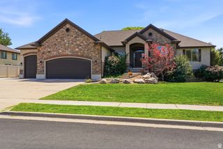 3323 W 1680 N, Clinton, UT 84015