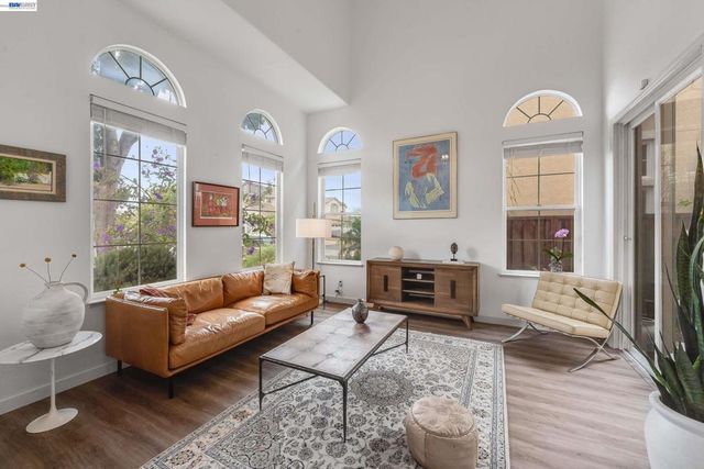 15632 Baypoint Ave, San Leandro, CA 94579