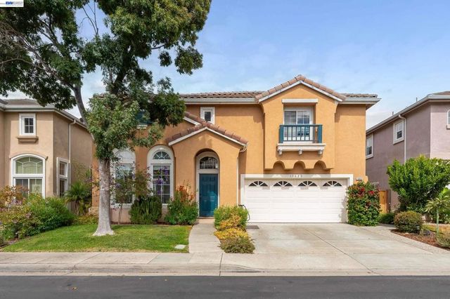 15632 Baypoint Ave, San Leandro, CA 94579