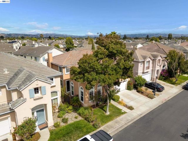 15632 Baypoint Ave, San Leandro, CA 94579