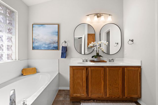 521 Fort Thomas PL, Round Rock, TX 78664