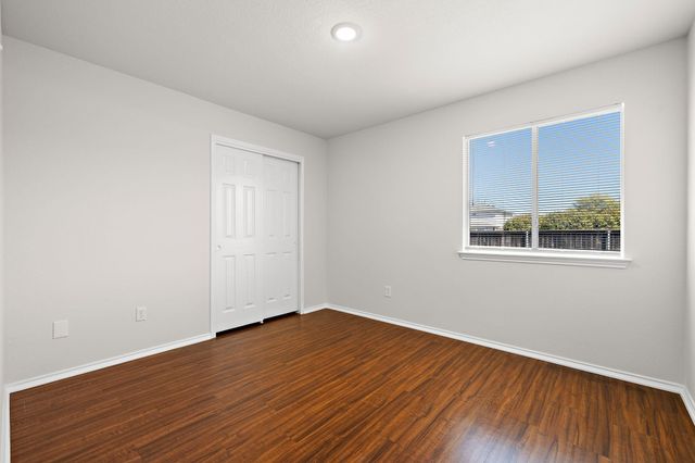 521 Fort Thomas PL, Round Rock, TX 78664