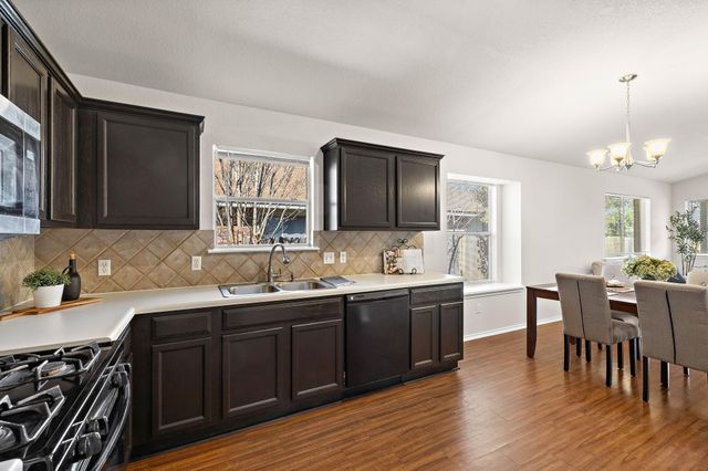 521 Fort Thomas PL, Round Rock, TX 78664