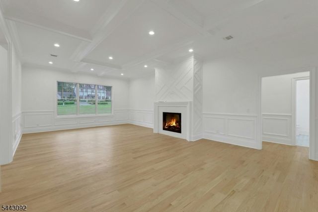 263 Arbor Rd, Franklin Lakes Boro, NJ 07417