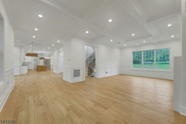 263 Arbor Rd, Franklin Lakes Boro, NJ 07417