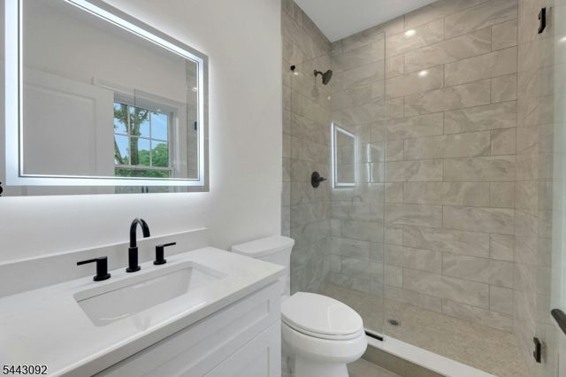 263 Arbor Rd, Franklin Lakes Boro, NJ 07417