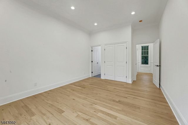 263 Arbor Rd, Franklin Lakes Boro, NJ 07417