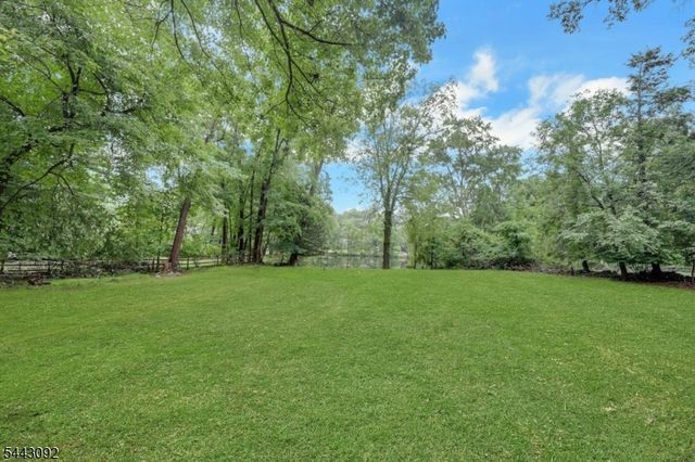 263 Arbor Rd, Franklin Lakes Boro, NJ 07417