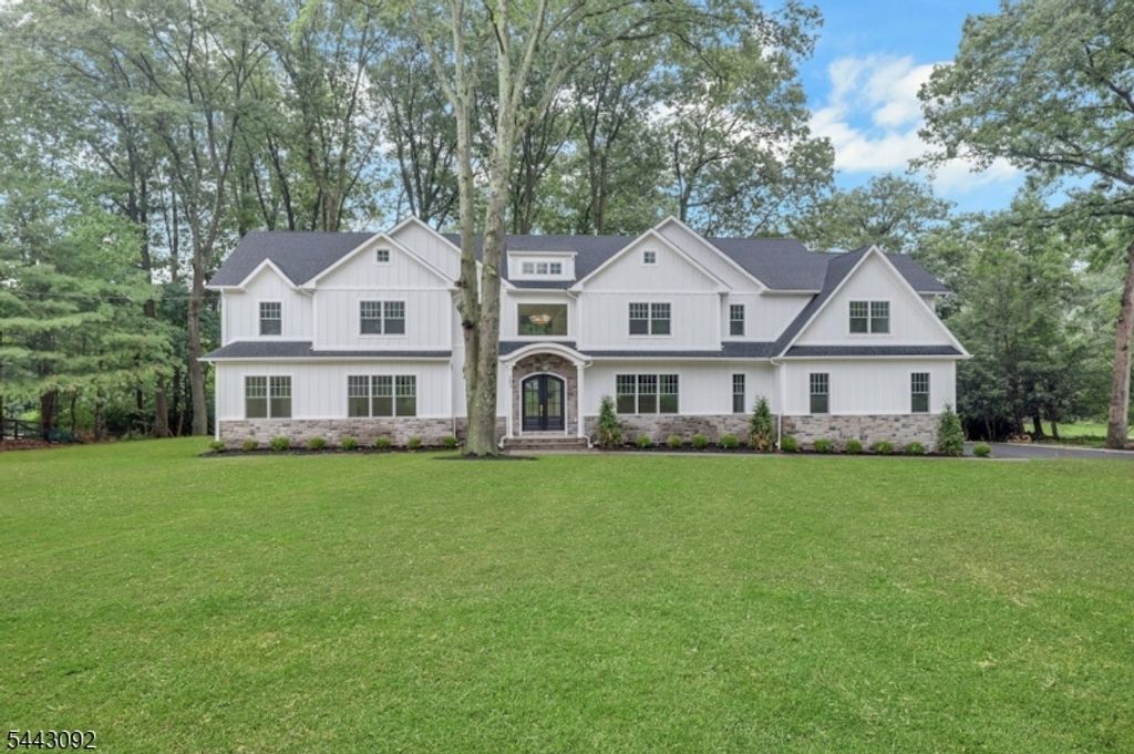 263 Arbor Rd, Franklin Lakes Boro, NJ 07417