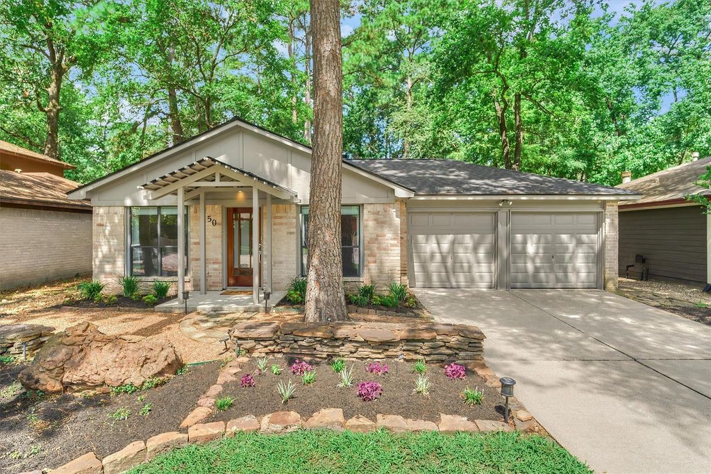 50 S Circlewood Glen, The Woodlands, TX 77381