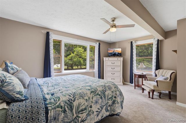 3843 Hooker Road, Pinckney, MI 48169