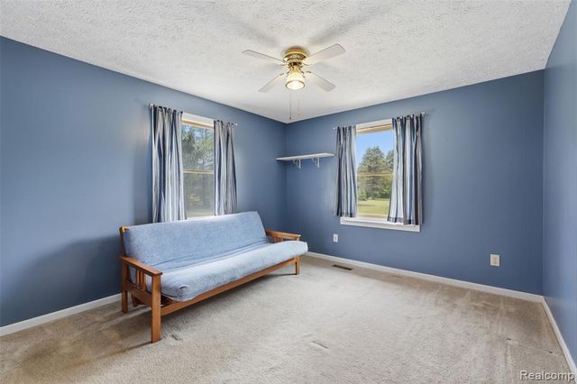 3843 Hooker Road, Pinckney, MI 48169