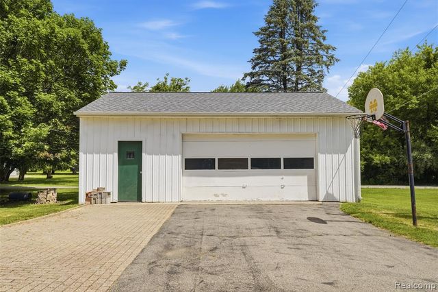 3843 Hooker Road, Pinckney, MI 48169