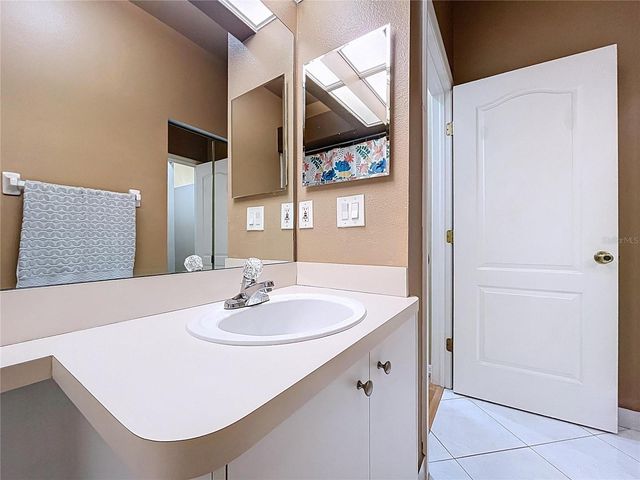 248 HEMINGWAY DRIVE, Oldsmar, FL 34677