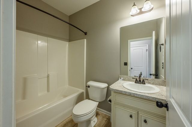 25 Bristol Lane, Phenix City, AL 36870