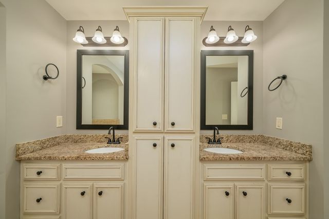 25 Bristol Lane, Phenix City, AL 36870